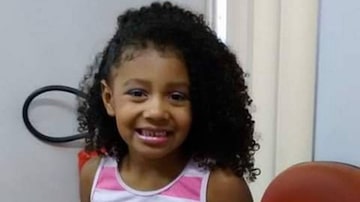 Agatha Vitória Sales Félix, de 8 anos, morreu em setembro de 2019, após ser baleada no Complexo do Alemão, na Zona Norte do Rio de Janeiro. Foto: Reprodução/Facebook