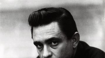 O cantor Johnny Cash em foto antiga. Foto: Arquivo/Estadão