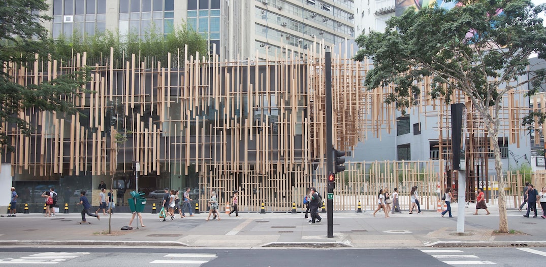 Fachada do centro cultural japonês impressiona quem passa pela Avenida Paulista. Foto: Rogério Cassimiro