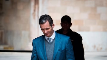 (ARQUIVO) Iñaki Urdangarin, marido da princesa espanhola Cristina, deixa a corte em Palma de Mallorca, em 23 de fevereiro de 2017. Foto: Jaime Reina/AFP