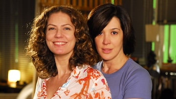 Patricia Pillar e Claudia Raia como Flora e Donatela em 'A Favorita', próxima novela a ser reprisada no 'Vale A Pena Ver De Novo'. Foto: TV Globo