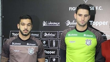 Goleiro Pegorari e Éverton Santos são apresentados pelo Figueirense. Foto: Figueirense