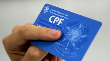 Governo federal afirma que CPF é, a partir de agora, número único e suficiente para identificação do cidadão nos bancos de dados de serviços públicos. Foto: Marcio Fernandes/Estadão - 11/04/2006