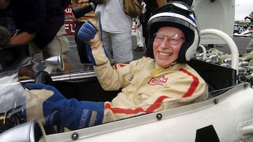 John Surtees morre aos 83 anos. Foto: Oliver Multhaup/ EFE