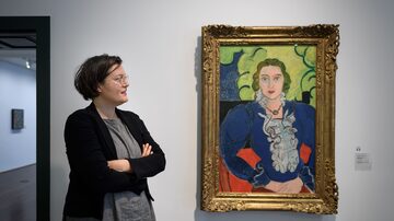 Diretora do Kunstmuseum, Nina Zimmer, eobrade Matisse. Foto: Fabrice Coffrini/AFP