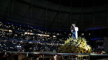 Homenagem à Santa Dulce dos Pobres reúne 43 mil em estádio de futebol em Salvador. Foto: Renata Farias/Estadão