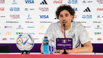 Mexico's goalkeeper Guillermo Ochoa speaks to the media during a press conference at the Qatar National Convention Center on the eve of the group C World Cup soccer match between Mexico and Poland, in Doha, Qatar, Monday, Nov. 21, 2022. (AP Photo/Moises Castillo). Foto: Moises Castillo/AP Photo
