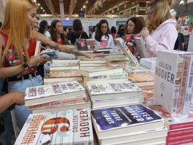 revela os livros mais vendidos no Brasil em 2022, e Colleen
