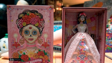 O famoso brinquedo “comemora o México, sua festa, seus símbolos e sua gente”, afirma a fabricante Mattel. Foto: ALFREDO ESTRELLA / AFP