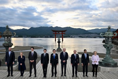 Líderes do G-7 posam para foto durante a reunião da cúpula em Hiroshima, Japão 
