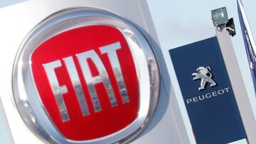 Logos das montadoras de veículos Fiat e Peugeot. Foto: Stephane Mahe/Reuters 
