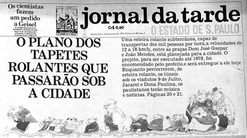Reportagem sobre esteiras rolantes no Jornal da Tarde de 24 de janeiro de 1974. Foto: Acervo Estadão