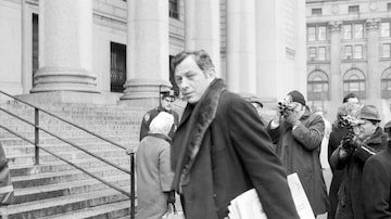 Clifford Irvingna Corte Federal de Nova York, em 1971: livro falso. Foto: NYT
