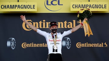 Soren Kragh Andersen venceu sua segunda etapa na atual Volta da França. Foto: Benoit Tessier/ EFE
