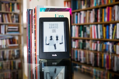 Livro físico, e-book ou audiobook: o que é melhor?