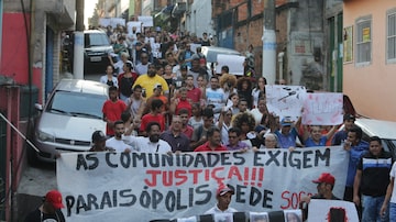 Moradores de Paraisópolis realizaram manifestaram e pediram justiça para o caso, em dezembro. Foto: NILTON FUKUDA/ESTADÃO