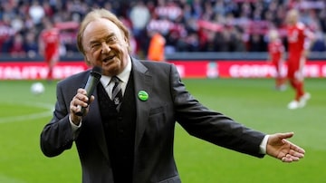 Gerry Marsden, vocalista da banda Gerry and the Peacemakers. Foto: Phil Noble / Reuters