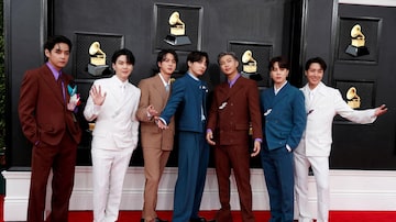 FILE PHOTO: BTS pose on the red carpet as they attend the 64th Annual Grammy Awards at the MGM Grand Garden Arena in Las Vegas, Nevada, U.S., April 3, 2022. REUTERS/Maria Alejandra Cardona/File Photo. Foto: Maria Alejandra Cardona/Reuters