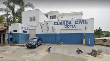 Guarda-civil municipal atirou contra dois colegas na base da corporação, em Cotia. Foto: Google Street View