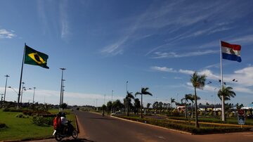 A fronteira seca com o Paraguai é principal porta de entrada no Brasil de maconha paraguaia e cocaína escoada da Colômbia, Bolívia e Peru. Foto: Jorge Adorno/Reuters