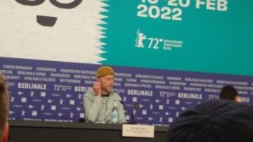
 O diretor parisiense Mikhaël Hers na Berlinale, onde concorre ao Urso de Ouro. Foto: Estadão