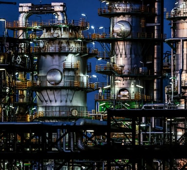 Industrial facilities of PCK Raffinerie oil refinery are pictured in Schwedt/Oder, Germany, March 8, 2022. The company receives crude oil from Russia via the 'Friendship' pipeline. REUTERS/Hannibal Hanschke
