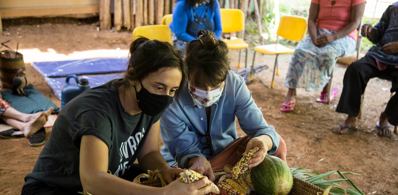 Helena Rizzo e Bel Coelho criam pratos para evento sobre milho Guarani -  Estadão