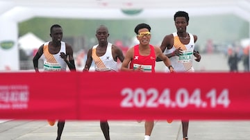 Vitória de He Jie na Meia Maratona de Pequim está sob investigação. Foto: China Stringer Network/VIA REUTERS