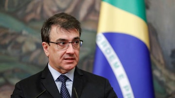 FILE PHOTO: Brazilian Foreign Minister Carlos Franca attends a news conference following talks with his Russian counterpart Sergei Lavrov in Moscow, Russia February 16, 2022. REUTERS/Shamil Zhumatov/Pool/File Photo. Foto: Shamil Zhumatov/Reuters - 16/2/22