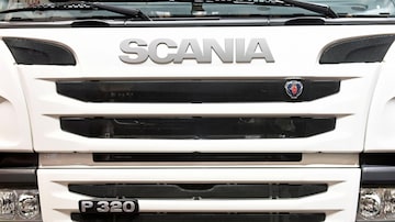 FILE PHOTO: The logo of Swedish truckmaker Scania is pictured at the IAA truck show in Hanover, September 22,  2016.  REUTERS/Fabian Bimmer/File Photo