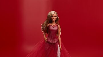 A boneca, inspirada em Laverne Cox, é a primeira Barbie trans lançada pela Mattel no mundo. Foto: Divulgação Mattel