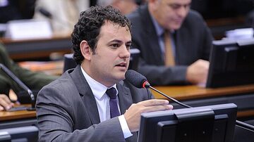 O líder do PSOL na Câmara, Glauber Braga (RJ), que votou contrário à PEC. Foto: Lucio Bernardo Jr. / Câmara dos Deputados