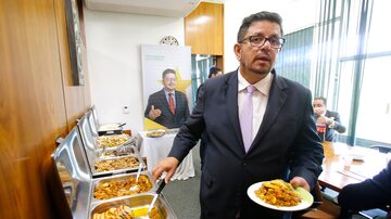 Candidato à presidência da Câmara, o deputado Fábio Ramalho (MDB-MG) é conhecido por oferecer refeições aos colegas. Foto: DIDA SAMPAIO/ESTADÃO