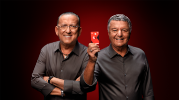 "Pode isso Arnaldo?" A dupla de comentaristas da TV vai levar seus bordões para o universo bancário na nova campanha do Santander. Foto: Divulgação Santander 