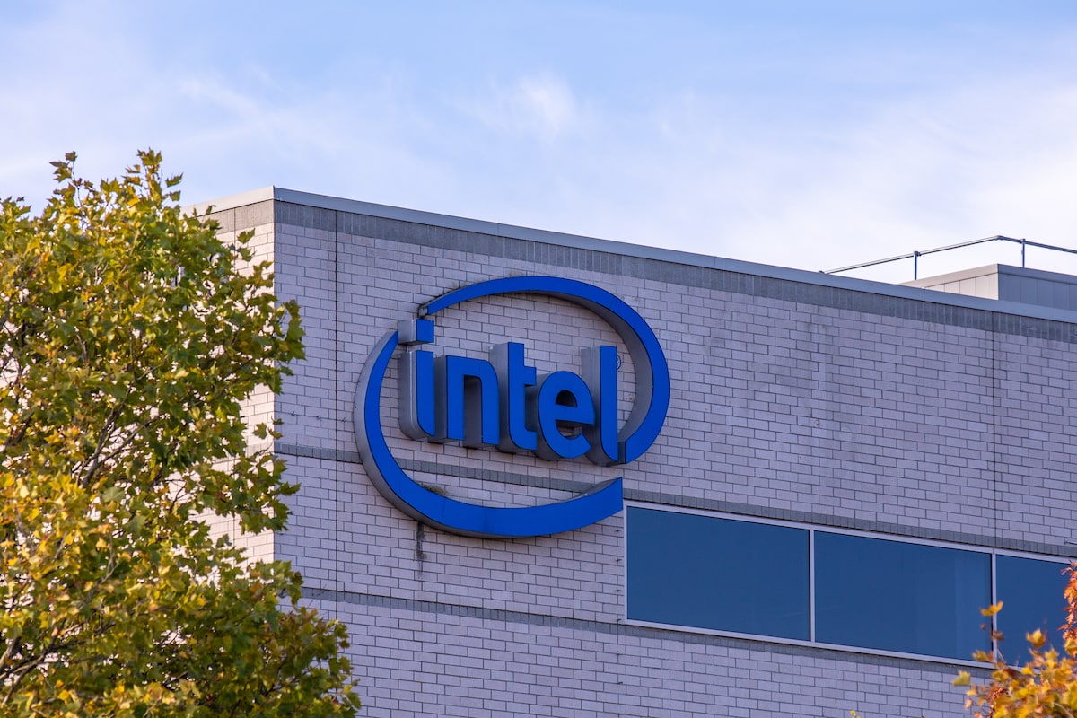 Mercado de PCs continuará fraco até pelo menos 2027, indica Intel