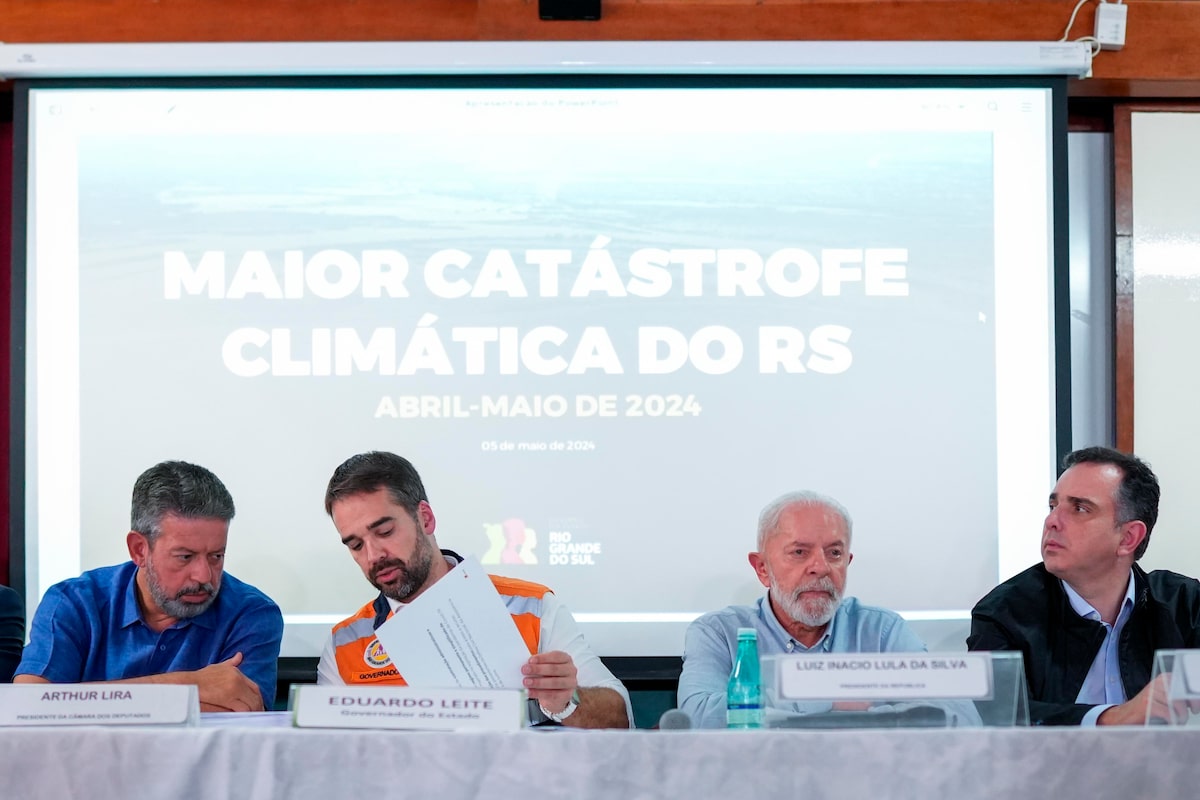 No domingo, 5, o presidente Lula levou os presidentes da Câmara, Arthur Lira (PP-AL), e do Senado, Rodrigo Pacheco (PSD-MG), para visitar áreas atingidas pelas enchentes no Rio Grande do Sul