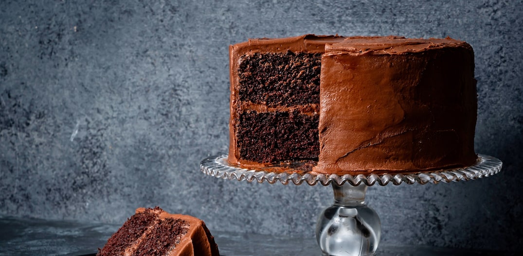 Muitas receitas de bolo de chocolate retrô ou de inspiração retrô incluemmaionese na massa. Foto: Scott Suchman/The Washington Post.