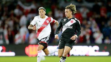 Figueiredo em ação em jogo do Vasco com o River Plate. Foto: Daniel Ramalho/ CRVG