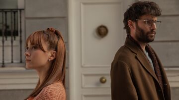 'Uma Parede entre Nós', da Netflix: comédia romântica espanhola explora a premissa de amor às cegas. Foto: Divulgação/Netflix