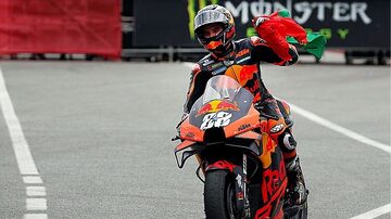 Português Miguel Oliveira vence pela primeira vez na temporada da MotoGP. Foto: Alejandro García/EFE