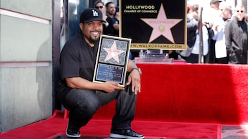 O rapper Cube ganha estrela na Calçada da Fama de Hollywood. Foto: Mario Anzuoni/ Reuters