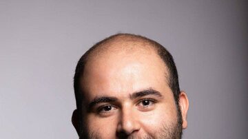 O jornalista Mohammad Mosaed, preso em 2019 após fazer uma postagem no Twitter. Foto: One Free Press Coalition