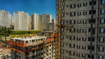 Alta dos preços na construção prejudica consumidores que compraram e financiaram imóveis na planta. Foto: Felipe Rau/Estadão