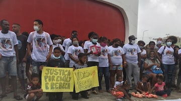 Manifestação feita no Rio no começo de dezembro de 2020 pediu pelo fim da morte de crianças na cidadeonde após duas primas serem mortas durante um tiroteio na frente de casa. Foto: Rio de Paz