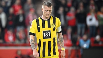 (FILES) In this file photo taken on October 16, 2022 Dortmund's German forward Marco Reus reacts during the German first division Bundesliga football match between 1 FC Union Berlin and Borussia Dortmund in Berlin. - Borussia Dortmund captain Marco Reus bas been left out of Germany manager Hansi Flick's 26-man squad for Qatar, while 2014 World Cup hero Mario Goetze will make a surprise return. (Photo by Tobias SCHWARZ / AFP) / DFL REGULATIONS PROHIBIT ANY USE OF PHOTOGRAPHS AS IMAGE SEQUENCES AND/OR QUASI-VIDEO. Foto: Tobias Schwarz/AFP