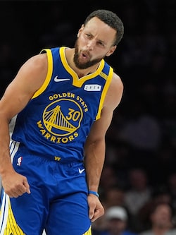 Stephen Curry marca 44 pontos em vitória do Warriors e iguala recorde de LeBron James