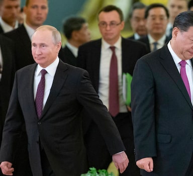 Os presidentes da Rússia, Vladimir Putin, e da China, Xi Jinping, durante encontro em Moscou, em junho de 2019.