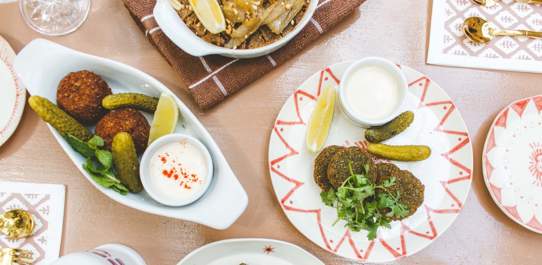 Mico aposta na "cozinha mediterrânea sem vergonha", com ênfase nas receitas árabes. Foto: Gustavo Steffan