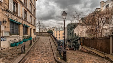 Livro de Julian Barnes se passa em Paris, no fim da belle époque. Foto: Edmondla/Pixabay