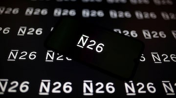 FILE PHOTO: A smartphone displays a N26 logo in this illustration taken January 6, 2020. REUTERS/Dado Ruvic/Illustration/File Photo